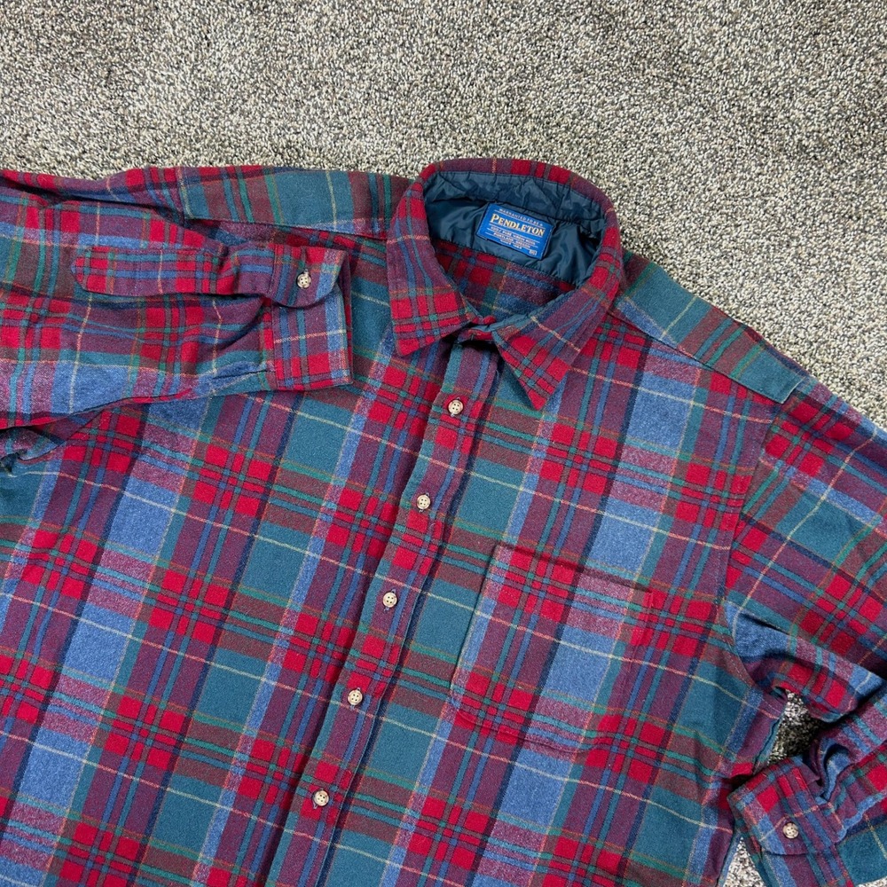 Vintage Pendleton Wool Red Plaid Flannel Men XL Button Up Long Sleeve Shirt USA